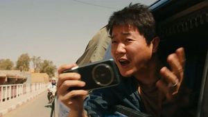 肖央，不再代表小人物