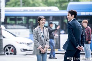 《秋雪漫过的冬天》首播,赵又廷张子枫主演,不如原版韩剧好看