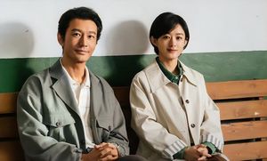 区委书记演成街溜子？《小城大事》黄晓明惹热议，不会演别硬演！