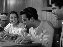 非职业演员哪点不如大明星？